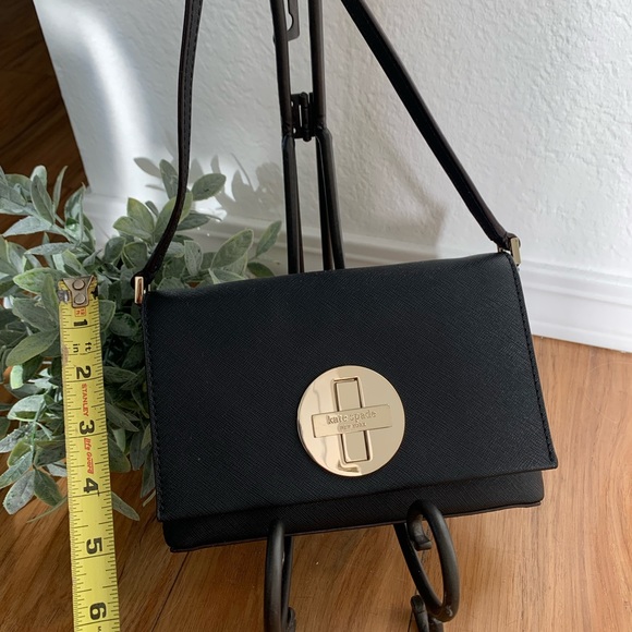 ~♠️Kate Spade New York Newbury Lane Sally Crossbody (Black)♠️~ - Picture 5 of 14